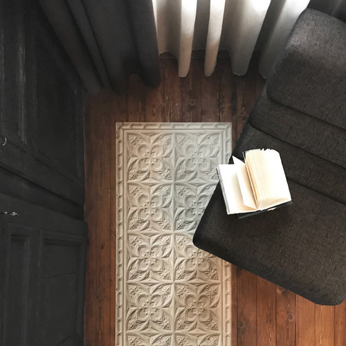 Off white antic tin tiles vinyl rug Aria - runner size