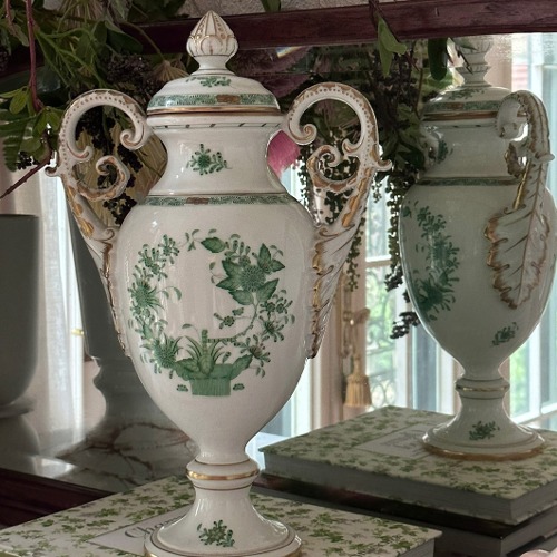 Herend Apponyi Green Crown Vase